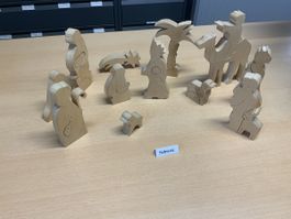 Krippenfiguren Set aus Holz handgefertigt Schweiz