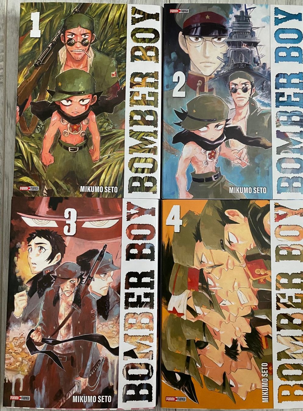 Fumetti: Manga -  Bomber Boy 1 à 4 -  série terminée – Nuovo (secondo la descrizione) da Geneveys-Coffrane venduto da Momoali