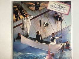 Capote Sensibles LP - Women And Captains First