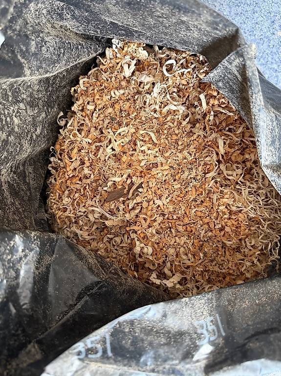 Articles en bois: Gratis Drechselspäne – D'occasion à Bottmingen par Mehr75