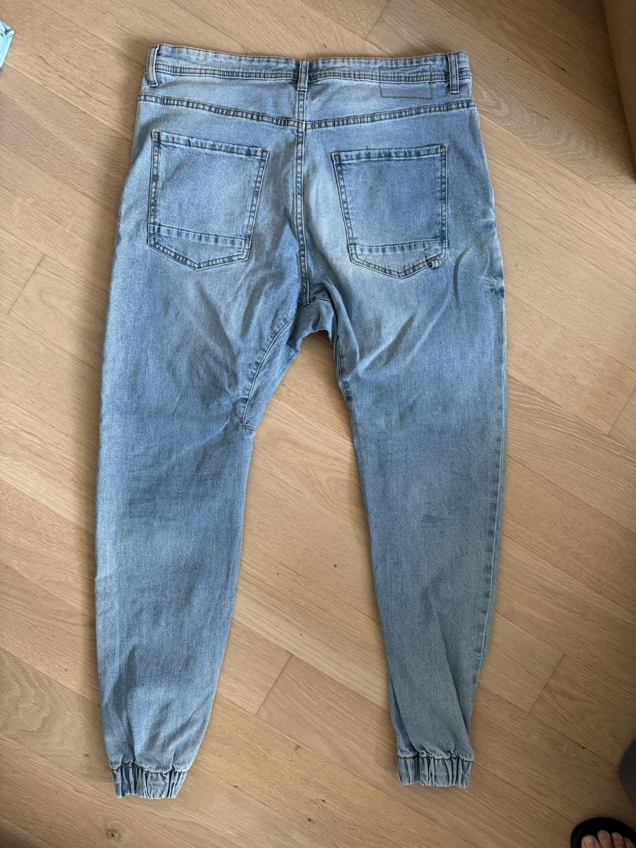 Jeans: Herren Jeans Jogger  – Usato da Kloten venduto da Tanjaselina 1