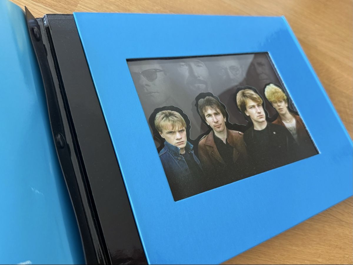 Bücher: U2 Experience + Innocence Tour Commemorative Book 2018 – Neu (gemäss Beschreibung) aus Küssnacht am Rigi von GloryDays1984 3