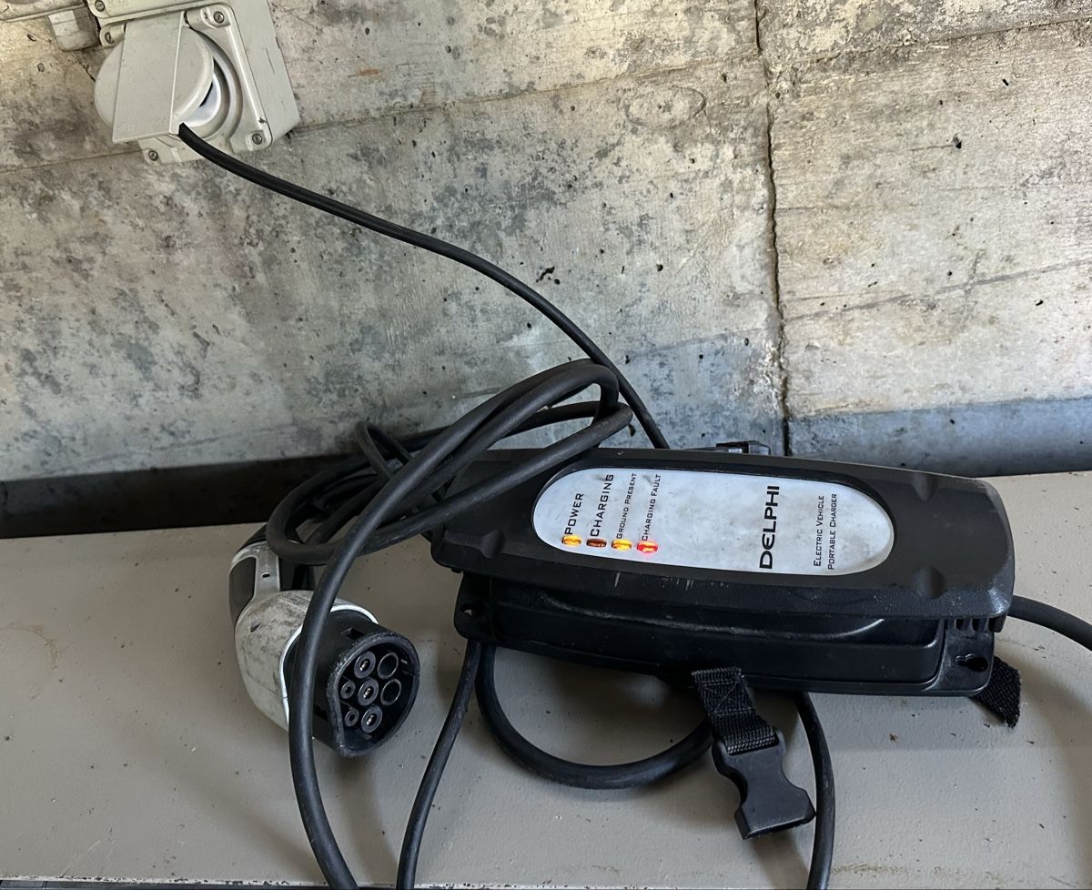 Caricabatterie: EVBox Ladestation , Delphi Ladegerät Set  Top Zustand – Usato da Biel/Bienne venduto da kra_s8rv 5