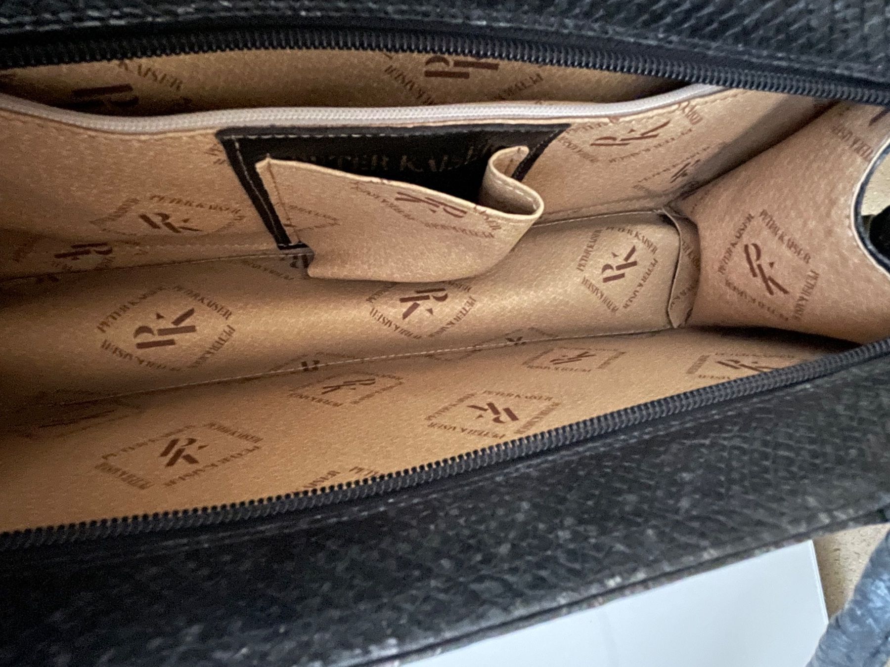 Kaiser Borse da donna: Vintage Peter Kaiser Handtasche Schlangenmuster grau/silber – Usato da Winterthur venduto da moschtli20 5