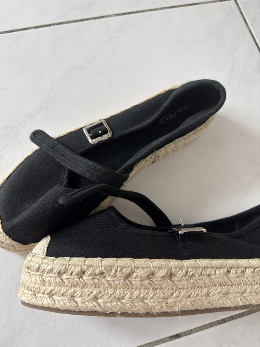 Scarpe da donna: Espadrille Gr 39 – Nuovo (secondo la descrizione) da Zell ZH venduto da Guffos 1