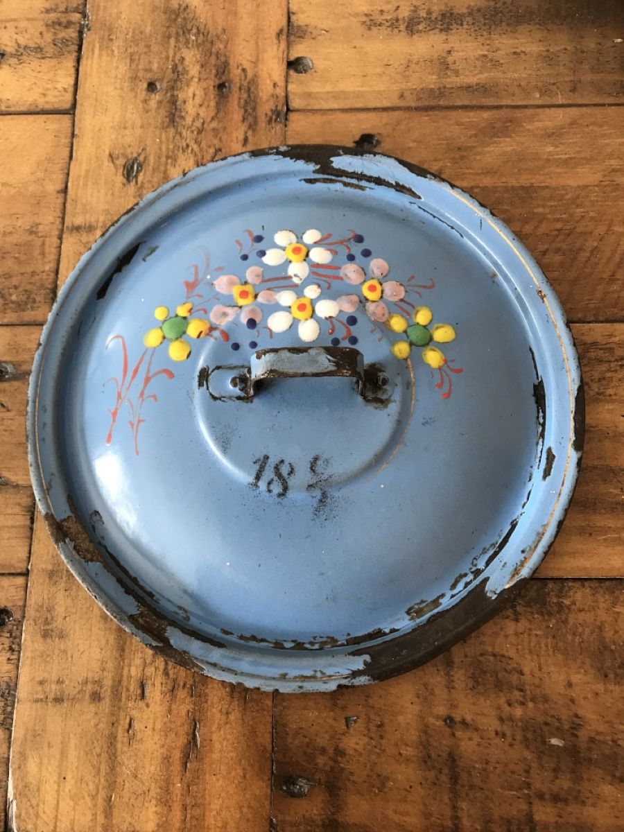 Pentole: Emaille Topfdeckel blau Blumen – Usato da Rapperswil SG venduto da cosiba01