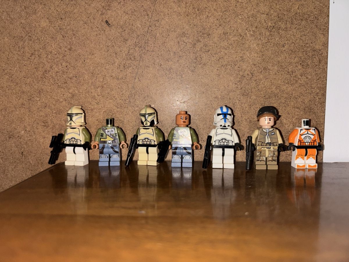 Lego Kit di costruzioni: Lego star wars minifigures – Usato da Pampigny venduto da pq1_7r9w 2
