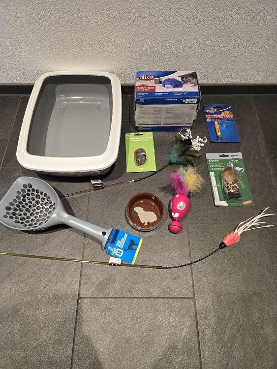 PAWISE Katzen Starter Set 5-teilig - Katzenklo, Spielzeug & Napf