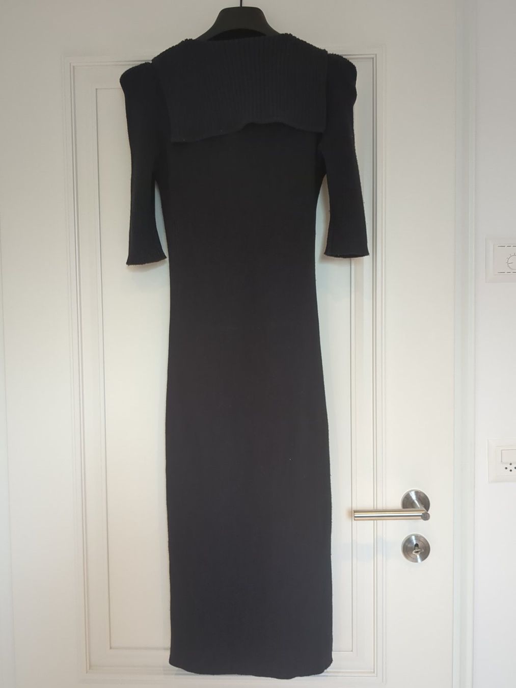 Tara Jarmon Vestiti: Robe Tara Jarmon – Usato da Grueningen venduto da t.campanella 2