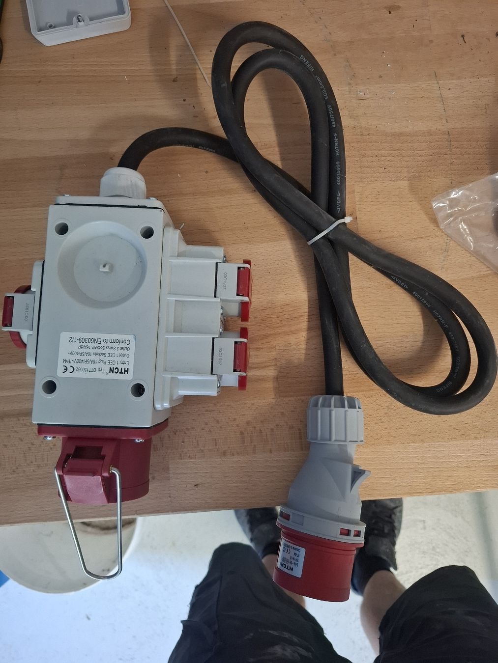 Electrotechnique: Stromverteiler – Neuf (Voir description) à wiesendangen par wisi_easy