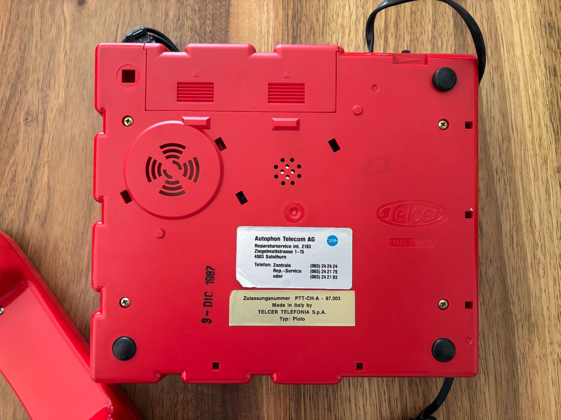 Téléphones: Telefon Telcer Pluto rot mit grossen Tasten 1987 – D'occasion à Domat/Ems par Wazzau 2