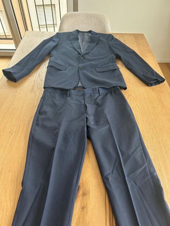 Herren Anzug WE Slim Fit dunkelblau Grösse 48 gebraucht 