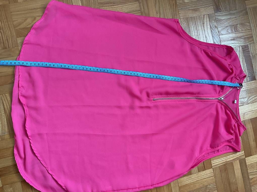 Top: Top rose gr L-xl, neuf – Nuovo e nell'imballaggio originale da Icogne venduto da luna.16 4