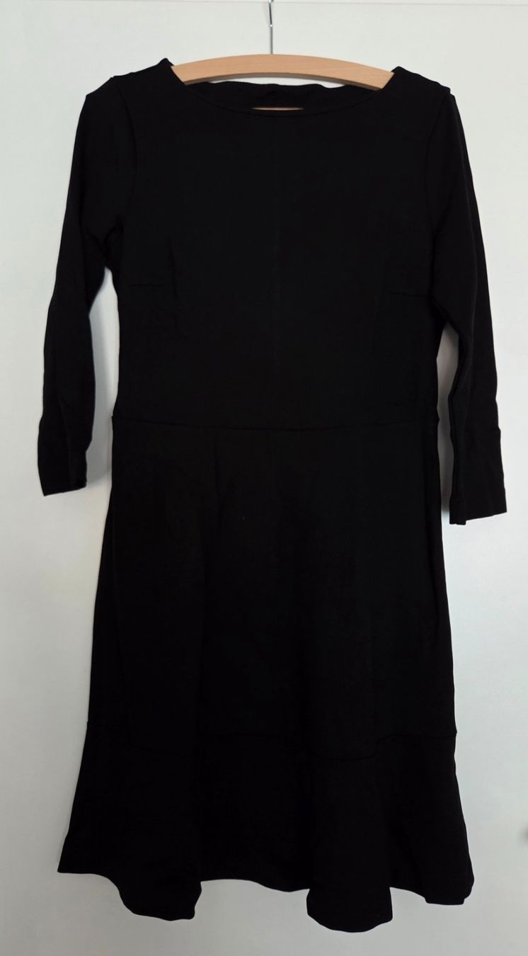 Kleider: Kleid schwarz Grösse M Esprit – Gebraucht aus Domat/Ems von rof_j2rm