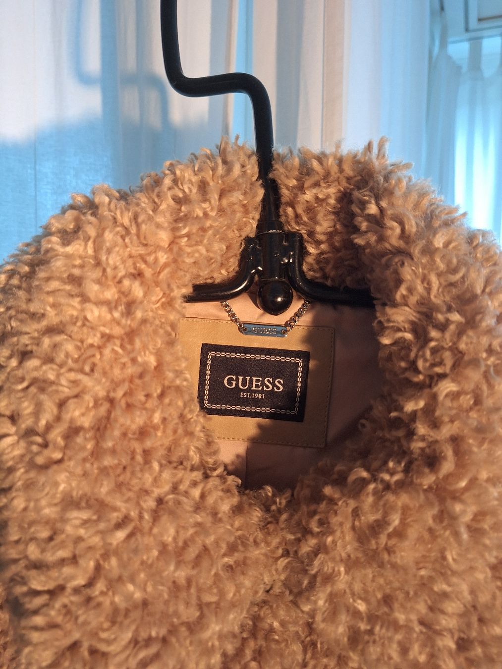 Guess Cappotti: Teddy Mantel GUESS – Nuovo e nell'imballaggio originale da Bassersdorf venduto da Makeje58 2