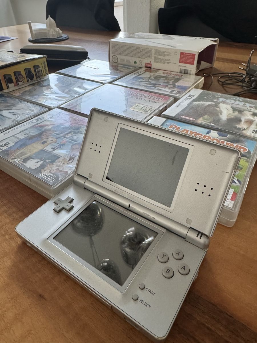 Nintendo Console: Nintendo DS lite, silber + Spiele – Usato da Emmenbrücke venduto da Florentina27 1