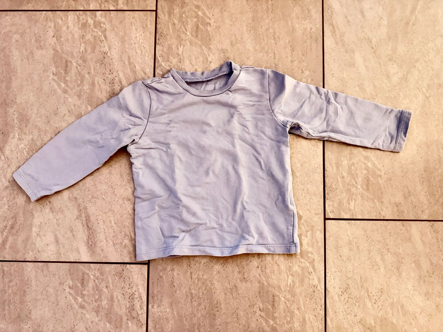 Pullover & Sweatshirts: Pullover - Grösse 98/104 – Gebraucht aus Bülach von Loredana13