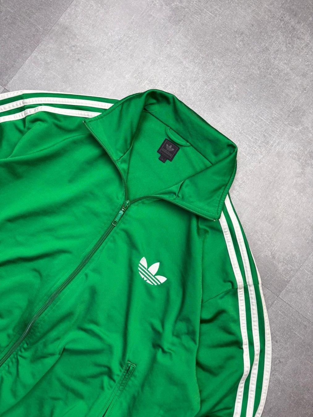 Adidas Jacken: Vintage Adidas Firebird Trainingsjacke - Grösse L – Gebraucht aus Werdenberg von hase.vintage 1