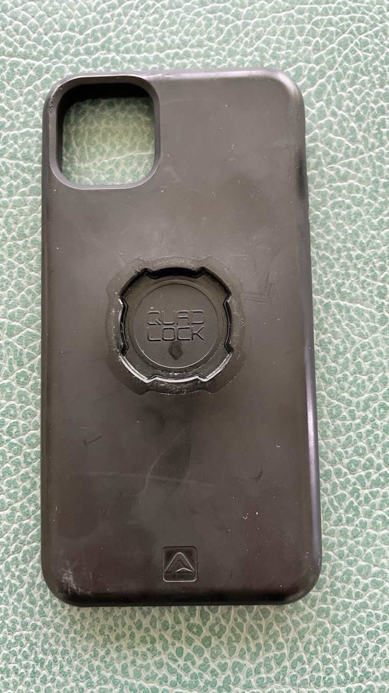 Quad Lock Covers & Schutzfolien: Quad Lock Case Apple iPhone 11 Pro Max – Gebraucht aus Thayngen von JoshiB. 1