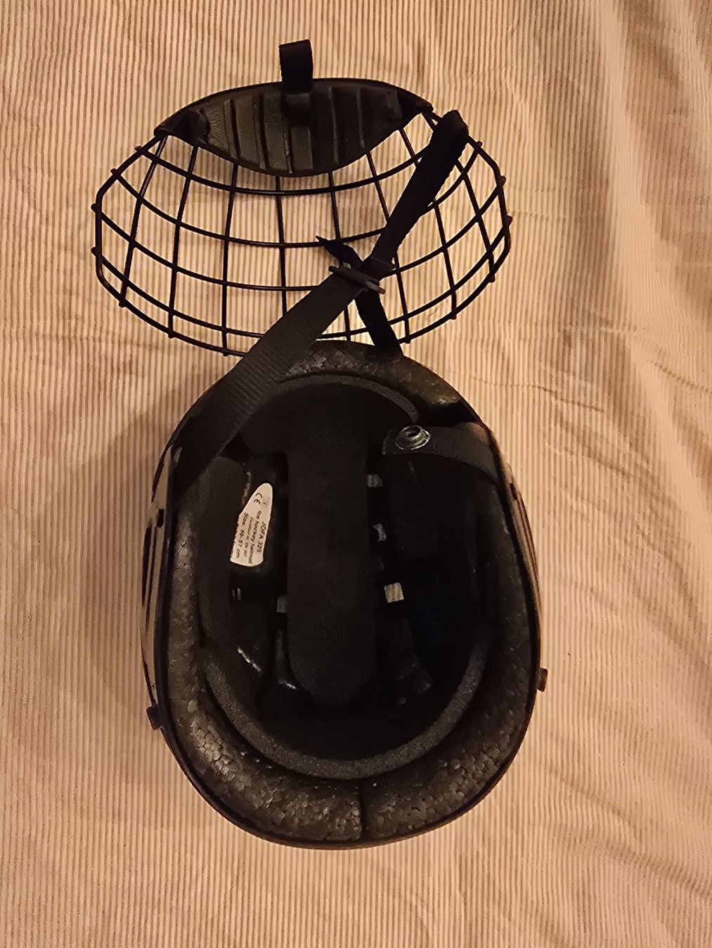 Caschi: Kinder Eishockey Helm mit Gitter JOFA schwarz gebraucht – Usato da Zürich venduto da SecondAppeal 2