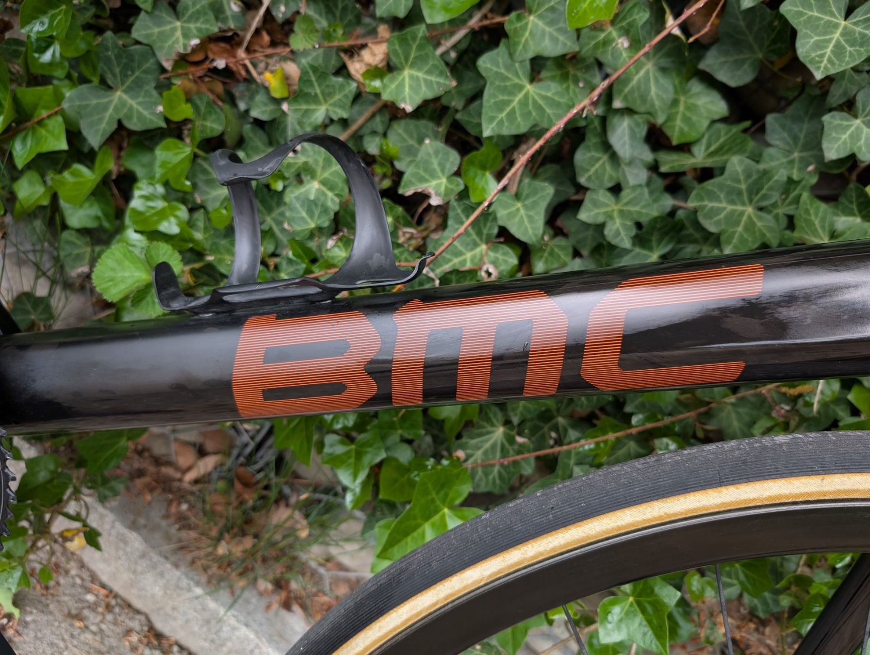 BMC Biciclette: BMC Roadmachine 01 - Vollcarbon, Ultegra Di2 – Usato da Geroldswil venduto da soalle 4