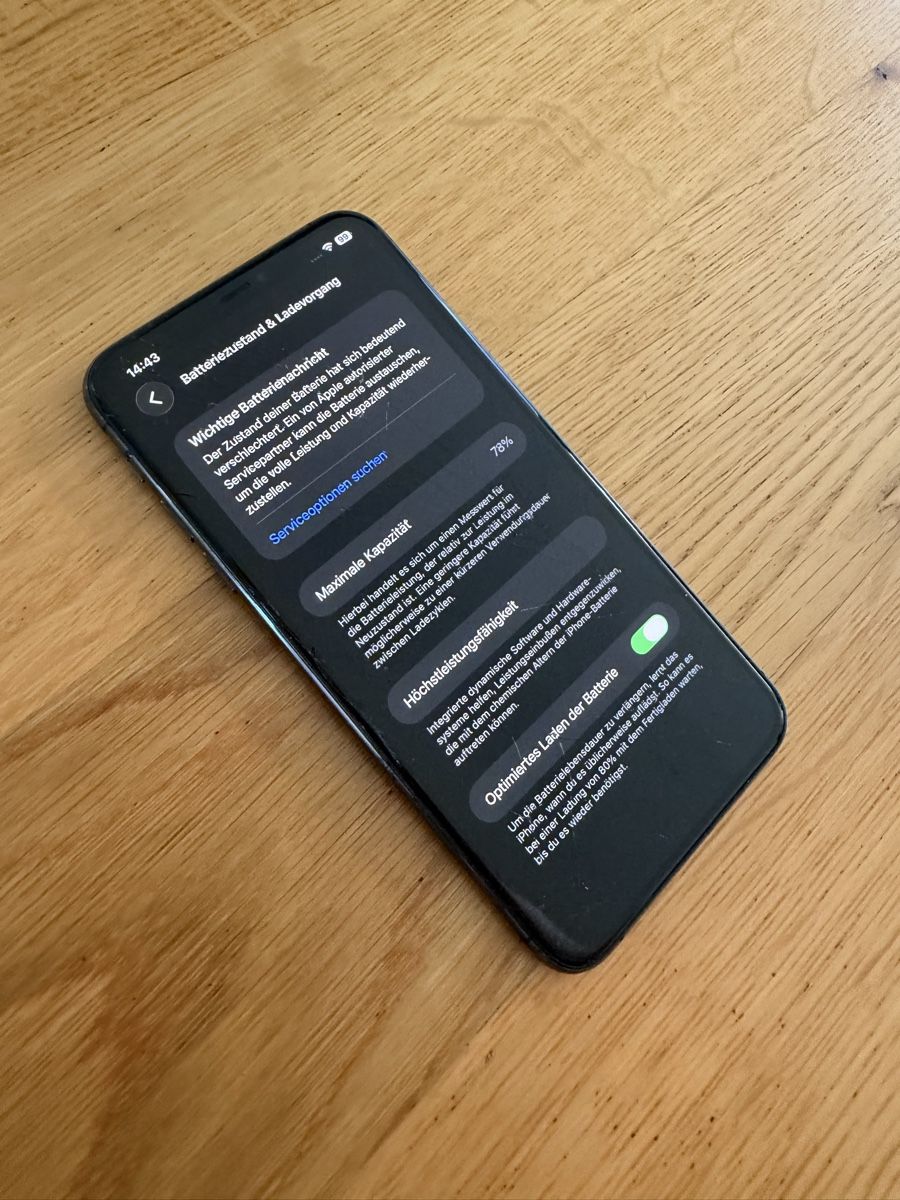 Apple Telefoni cellulari / Smartphones: IPhone 11 Pro Max (256 GB) ab CHF 1.- – Usato da Bern venduto da Cablewinder