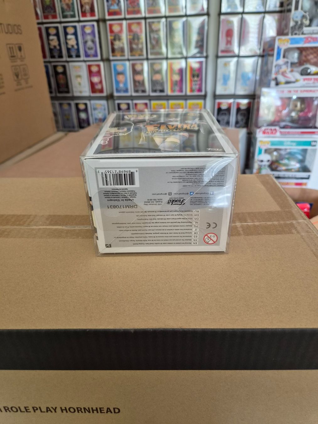 Funko Statuette: Funko Pop Elvira #542 Chase Edition – Nuovo e nell'imballaggio originale da Sisseln AG venduto da schenk-figuren 5