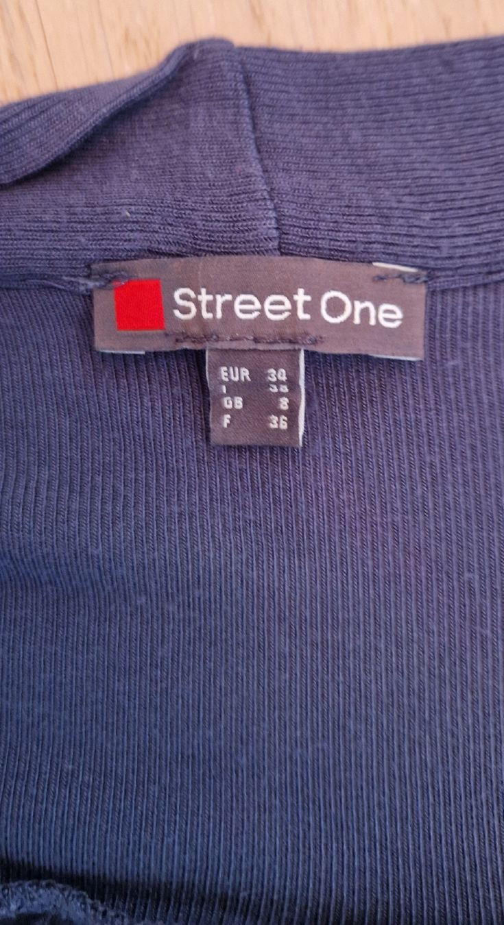Giacche: Street One Strickjacke, Gr. 34, blau – Usato da Gasel venduto da sale65 3