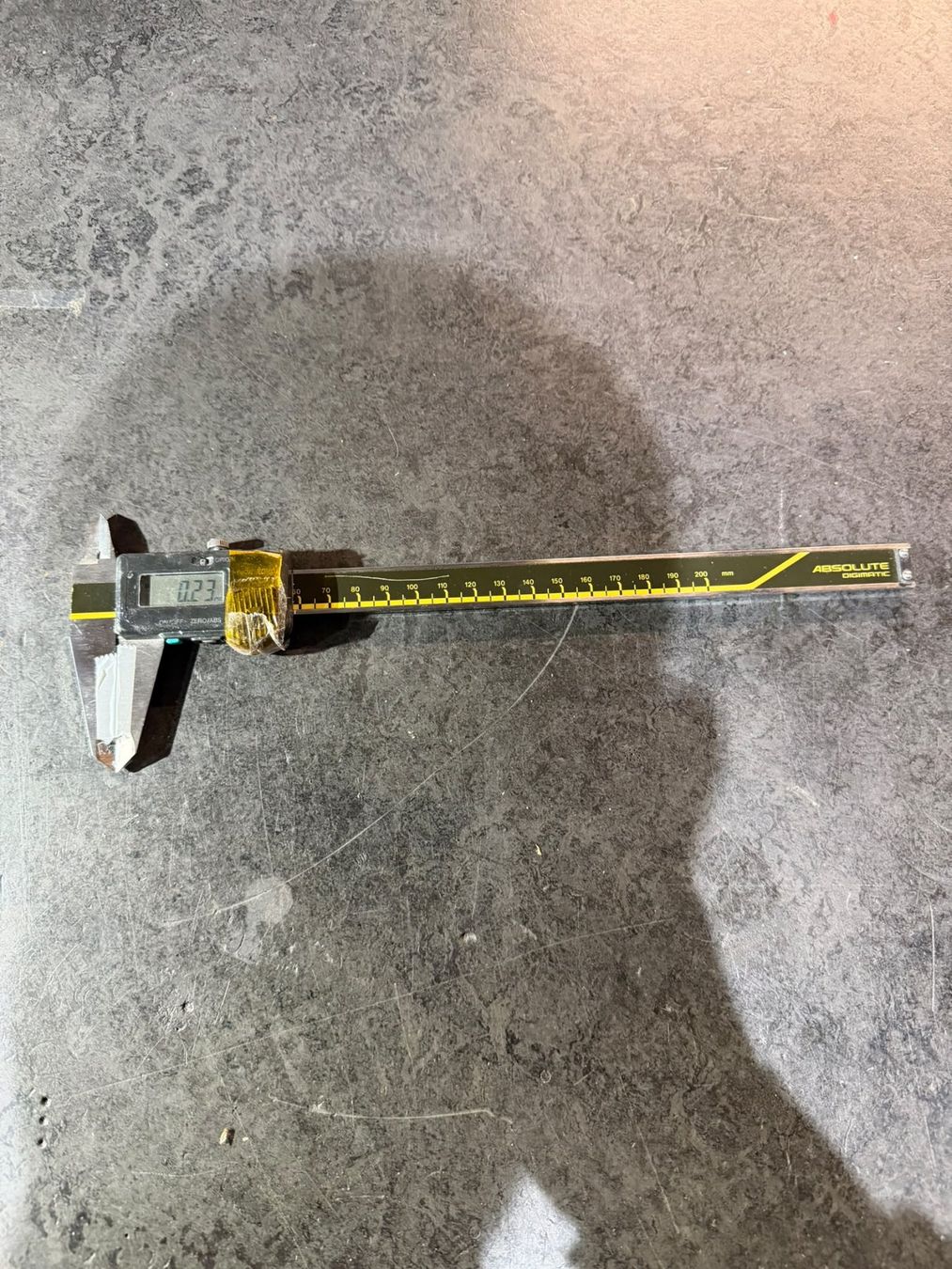 Misurare: Digitaler Messschieber Absolute Digimatic 200 mm gebraucht – Usato da Buchs AG venduto da Werkstatt-Shop