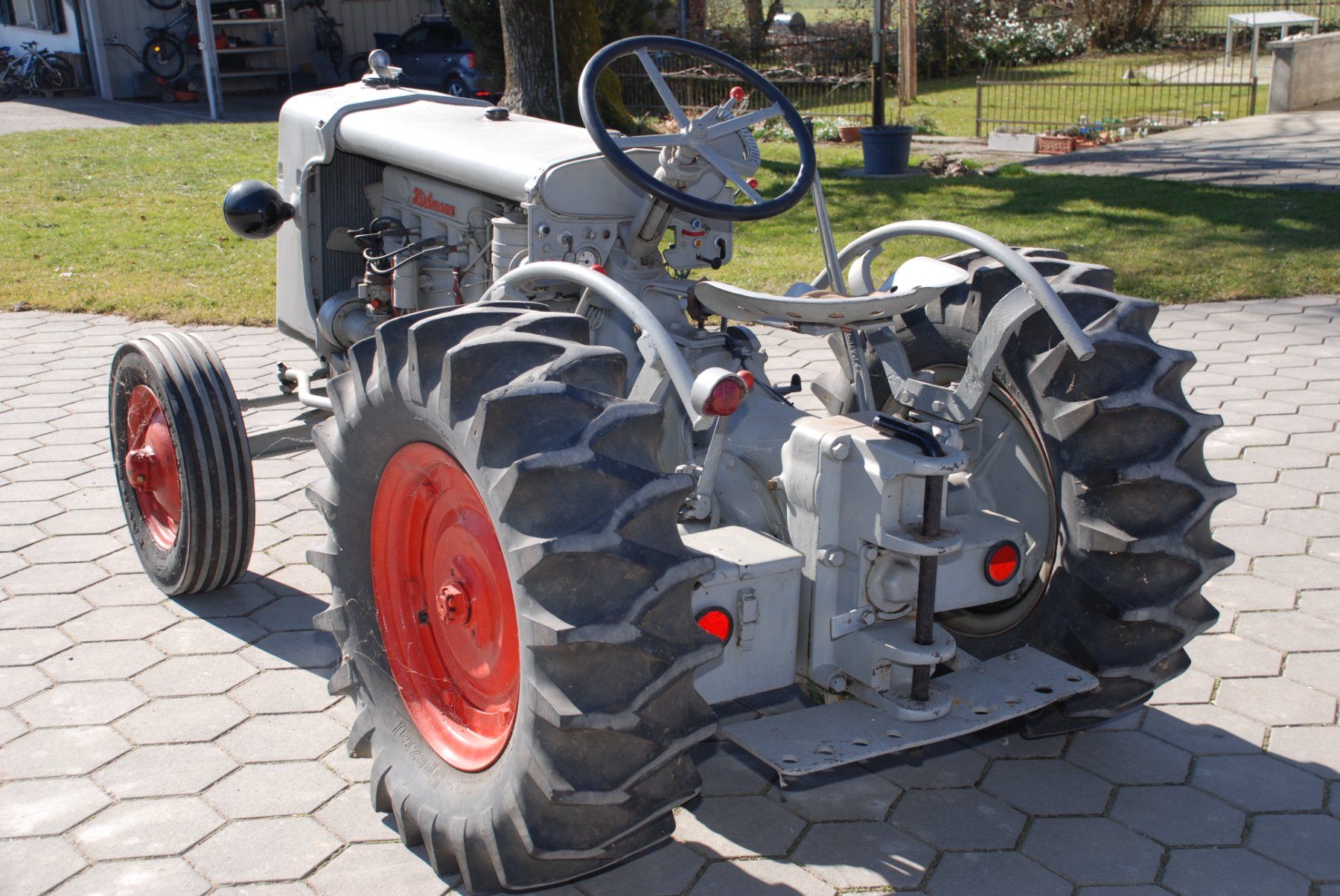 Hürlimann Traktoren: Traktor Hürlimann – Gebraucht aus Schlosswil von Lanksaare02 3