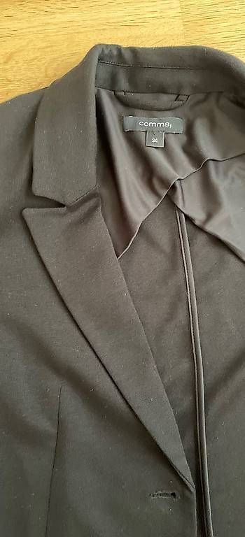 Jacken: Schwarzer Blazer 'comma' - Gr 34 – Gebraucht aus Schliern b. Köniz von tezi 1