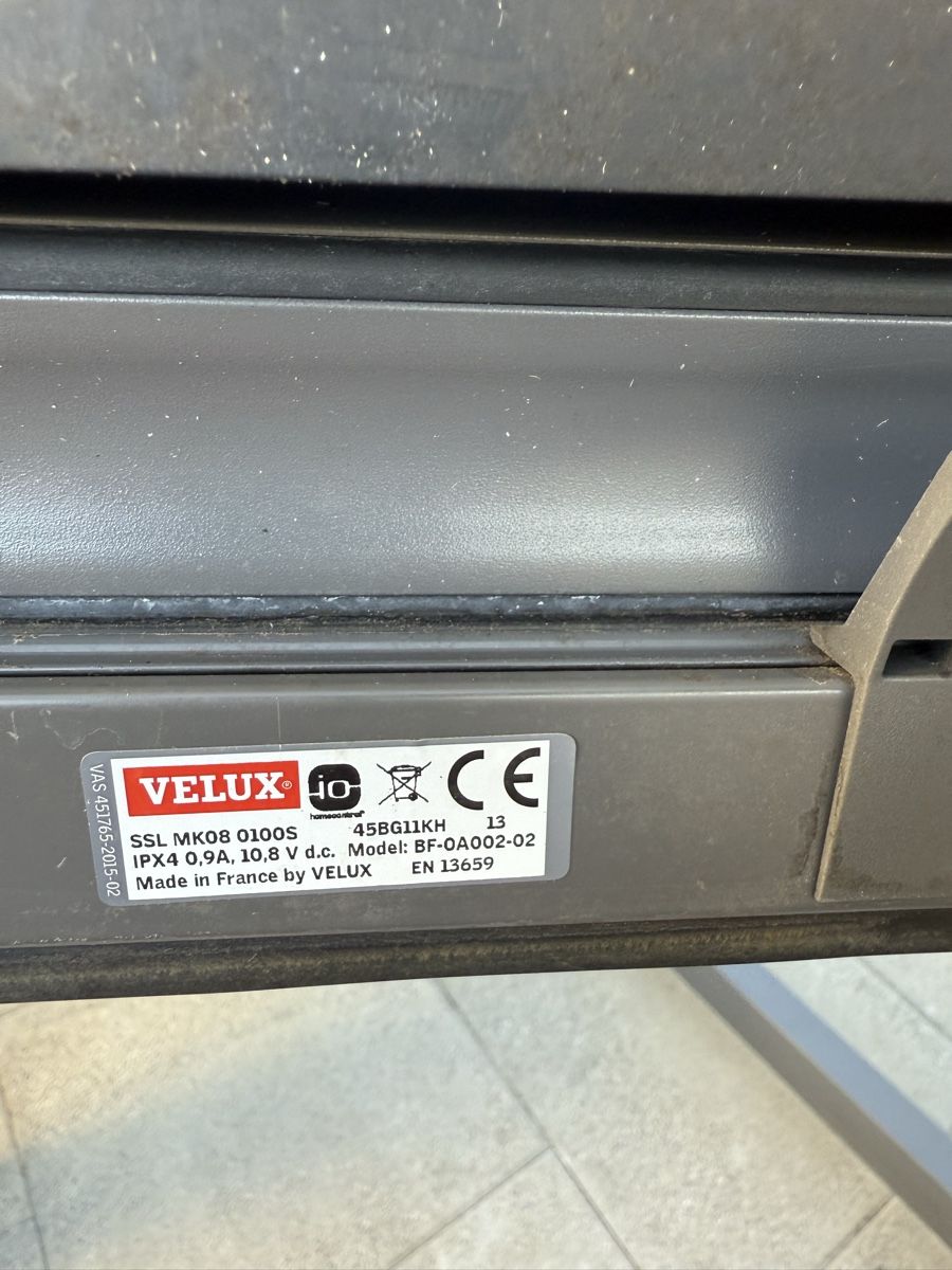 Velux Markisen: Velux Solar aussen Rollladen MK08 – Gebraucht aus Hornussen von lupinsan.s 3