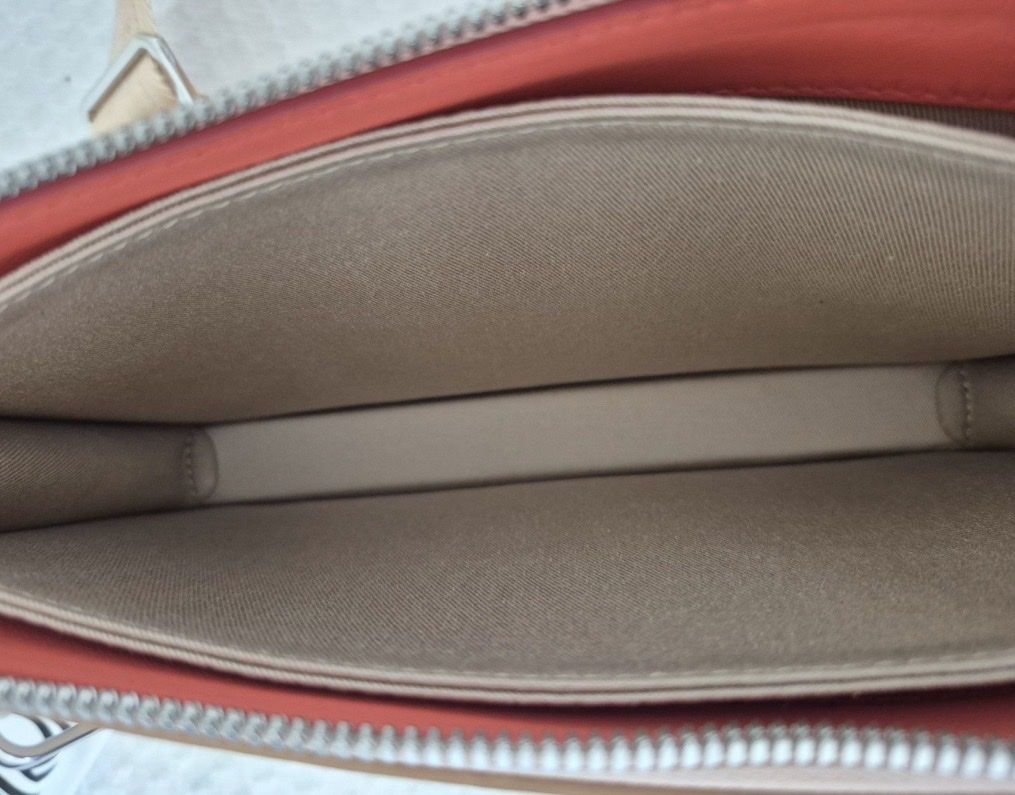 Mcm Sacs femmes: MCM Crossbody – D'occasion à Schübelbach par Lilly_28 3