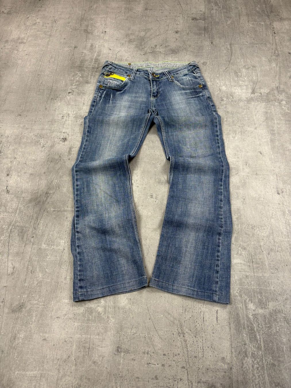G-Star Jeans: Vintage G-Star Bootcut Flared Jeans (M) – Nuovo (secondo la descrizione) da Werdenberg venduto da hase.vintage 1