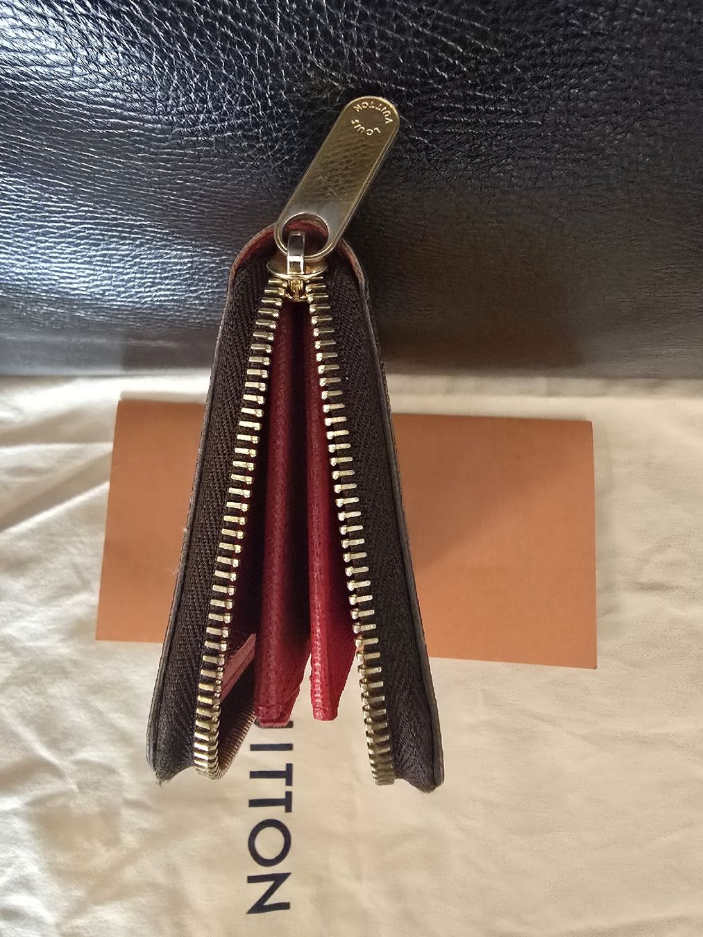Louis Vuitton Portafogli: Louis Vuitton Zippy Monogram – Usato da Gattikon venduto da lavric_d 5