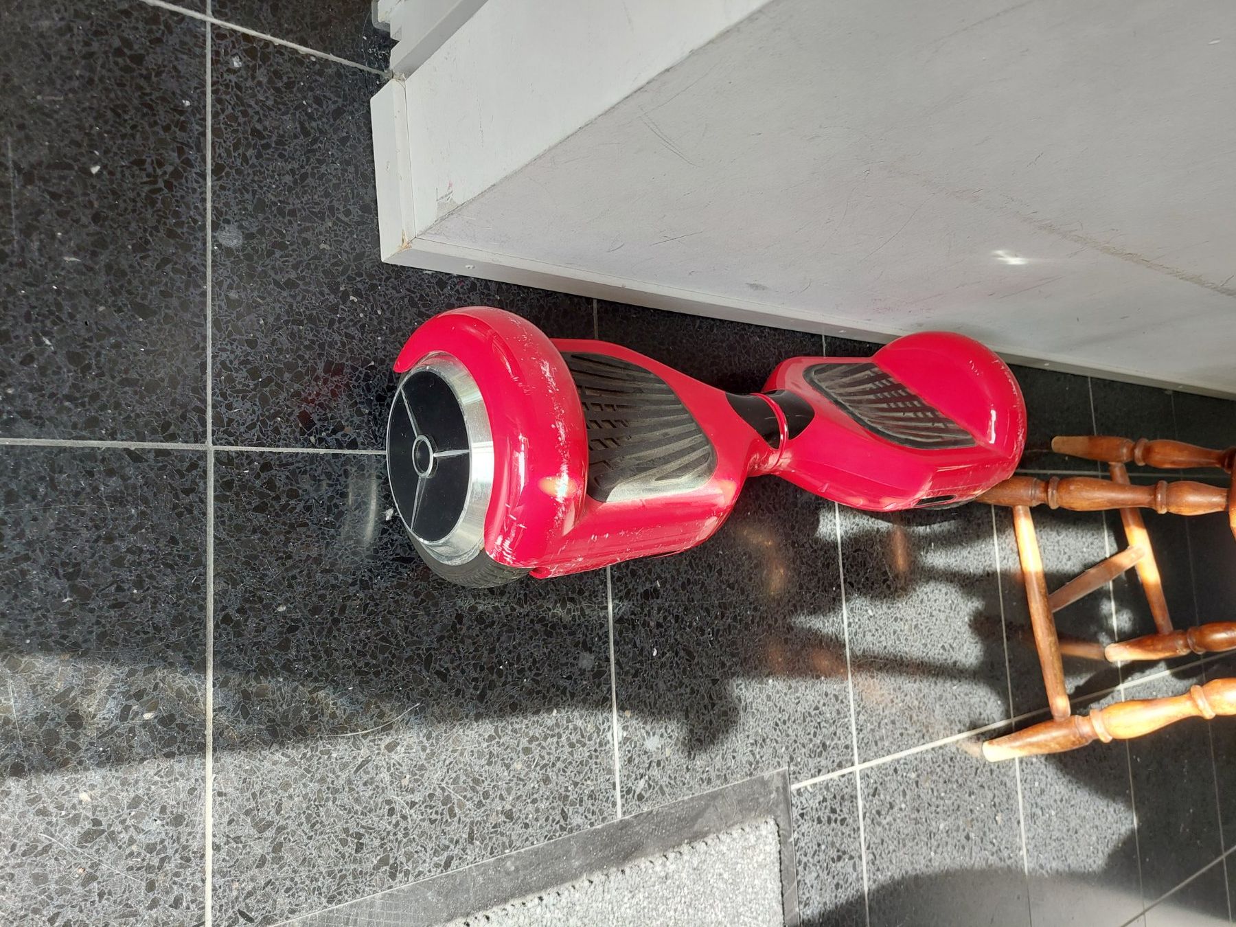 Hoverboard: Hoverboard, rot, mit Ladegerät – Usato da Frauenfeld venduto da Juri012