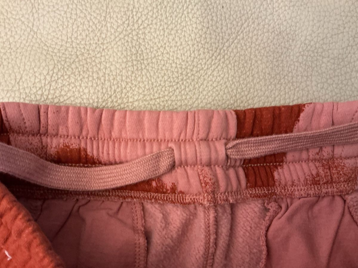 Nike Pantaloni: Nike Jogginghose, Größe 147-158 cm – Usato da Oberwil BL venduto da TypeR-666 3