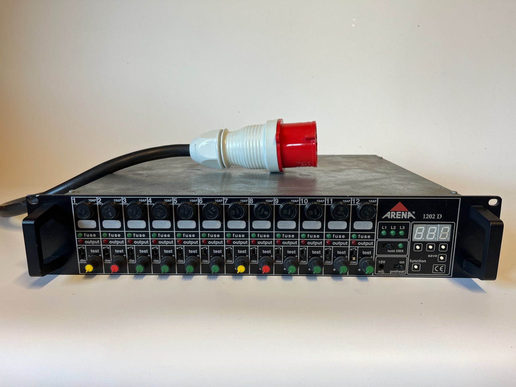 Sistema di controllo: Arena 1202 D Dimmerpack 12x 2kW – Usato da Zizers venduto da fiduciar