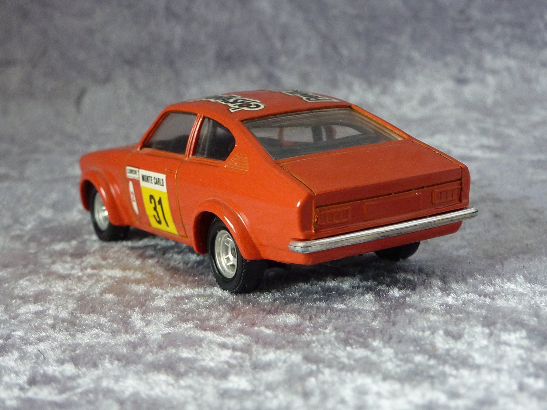 Opel Modellini d'auto: Opel Kadett GTE  1:43 – Usato da Dürrenäsch venduto da modellautos4you 2