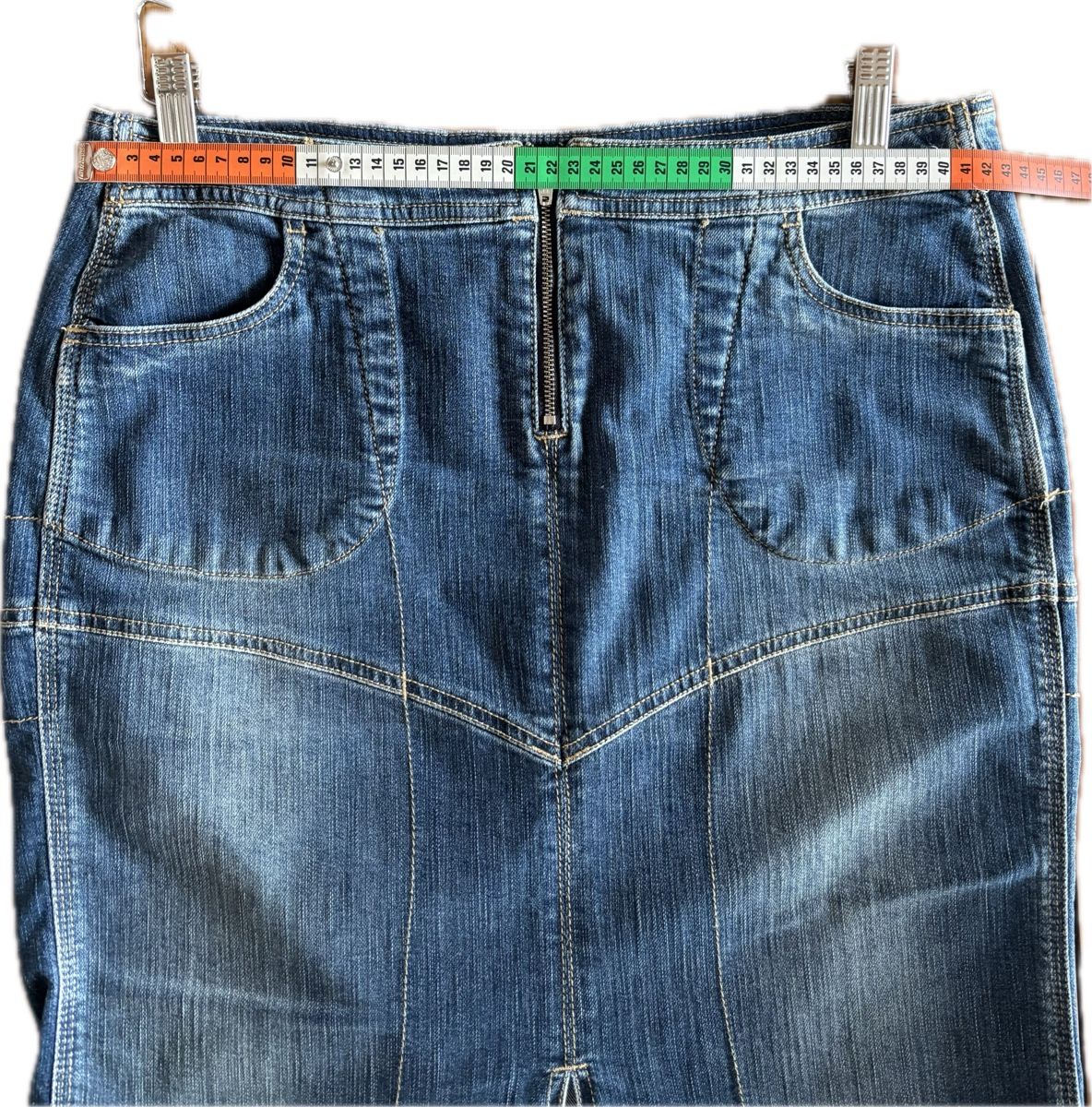 Marella Gonne: Jupe en jeans Marella, Taille 42 – Nuovo (secondo la descrizione) da Dotzigen venduto da SecondHandGems 2