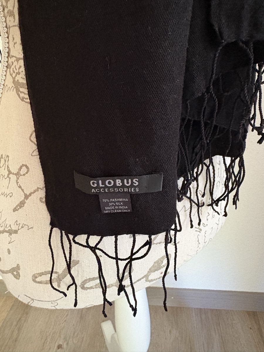 Globus Foulards & écharpes: Châle-écharpe Globus Pashmina Soie – D'occasion à Zweisimmen par Domii 2
