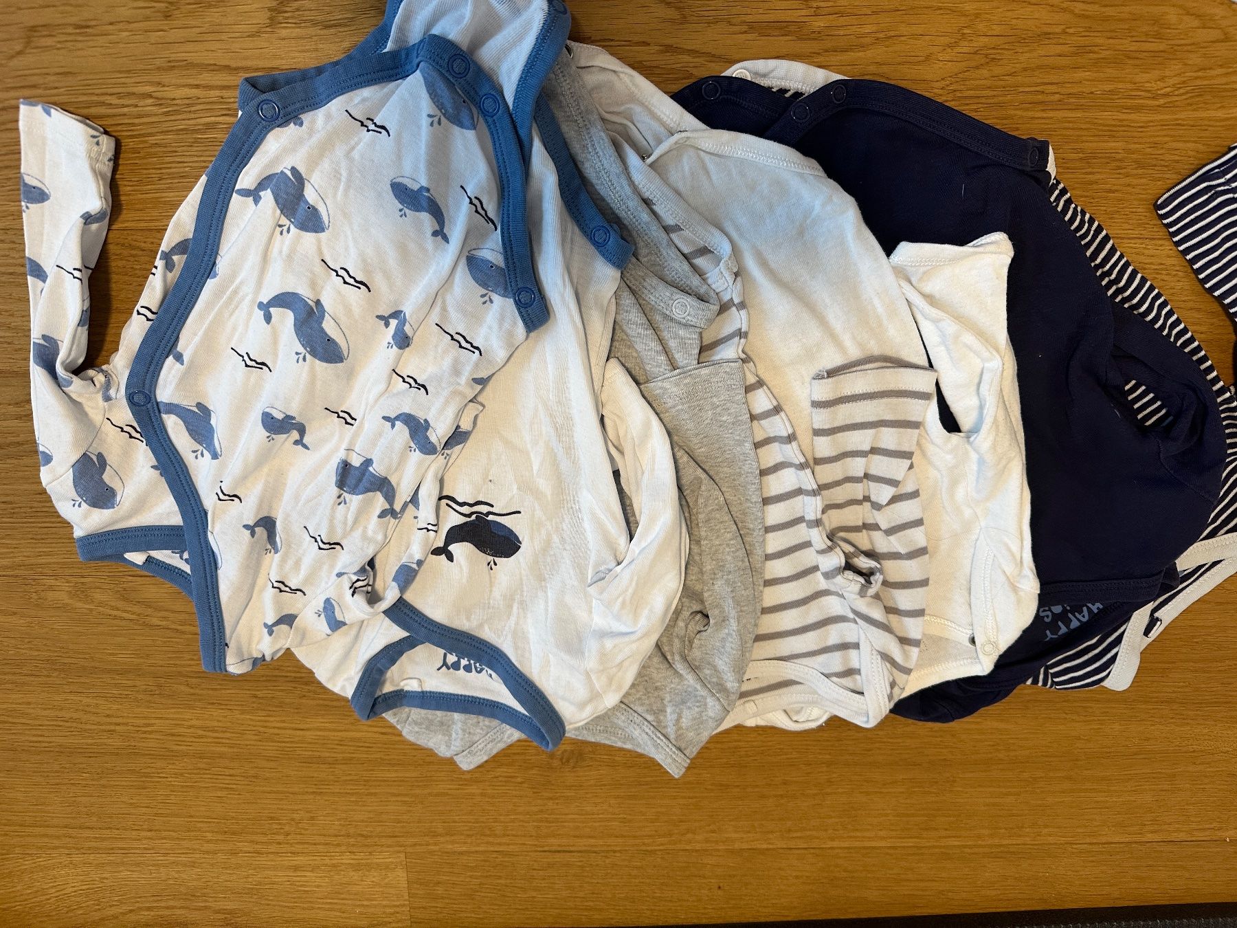 Kleiderpakete & -sets: Schönes Kleiderpaket Junge Grösse 62. – Gebraucht aus Hausen am Albis von raesi01 3