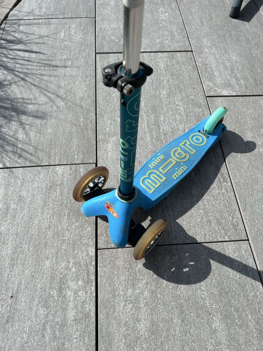 Micro Kickboard: Kinderroller Mini Micro türkis – D'occasion à Oberlunkhofen par doktor1313 1