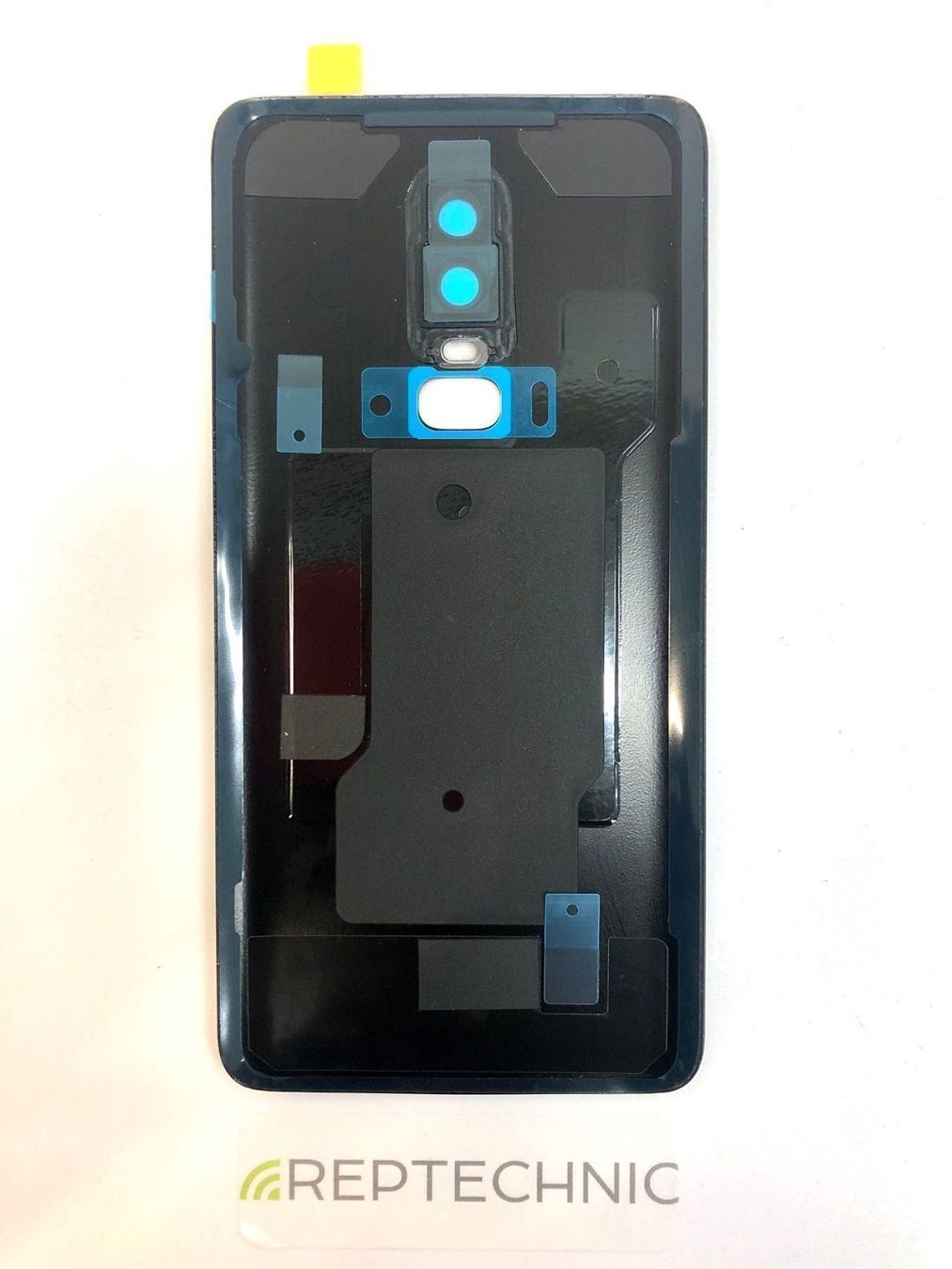 OnePlus Telefoni cellulari / Smartphones: OnePlus 6 Akkudeckel Mitternacht Schwarz – Nuovo e nell'imballaggio originale da bern venduto da reptechnic 1