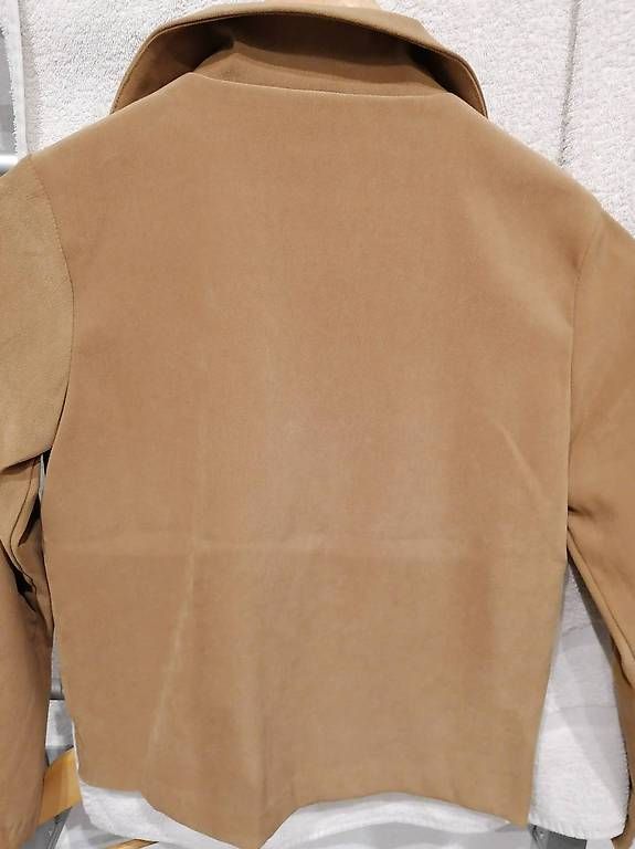 Anzüge: Kinder Blazer 140 / fast gratis – Gebraucht aus Therwil von jas_vpt8 2
