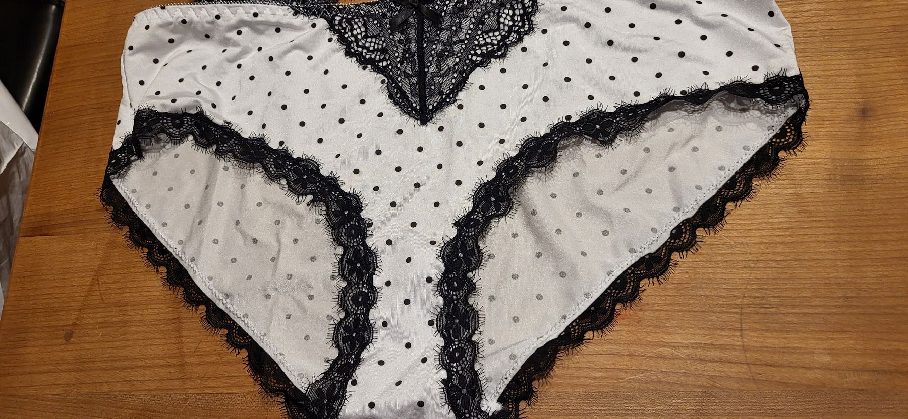 Sonstige Unterwäsche: BH 95 D mit Slip XXL – Neu (gemäss Beschreibung) aus Schweizersholz von fuchs06 2