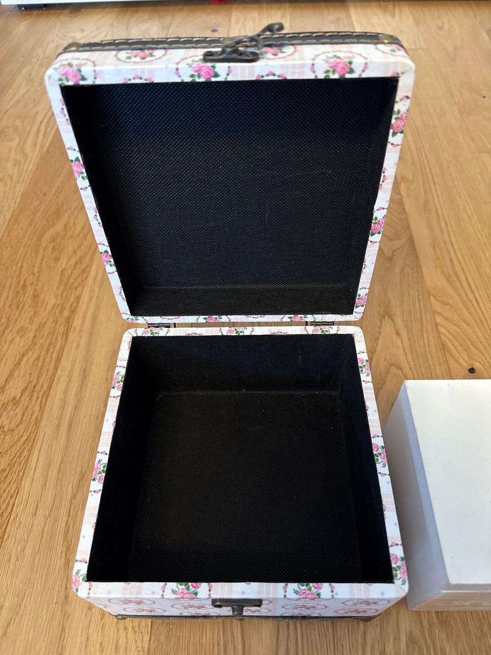 Transportkisten: 2x Shabby Chic Kästchen – Gebraucht aus Schönenwerd von d.chiara 3
