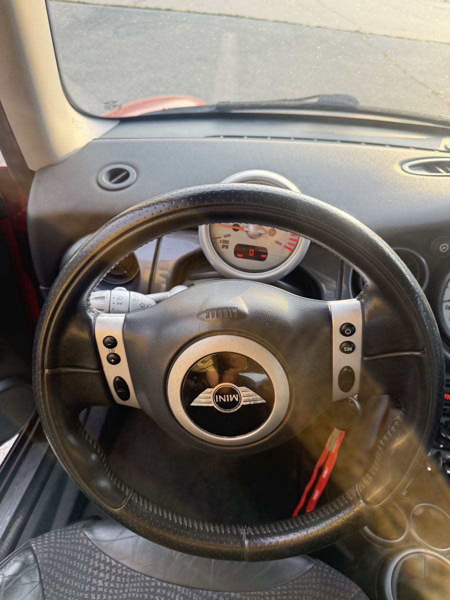 Mini Autos: Mini Cooper 1.6 frisch MFK  – D'occasion à Susten par Carlos_Sousa_89 6