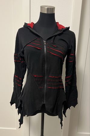 BARES Hoodyjacke schwarz-rot Gr. L/XL