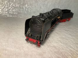 HR 800